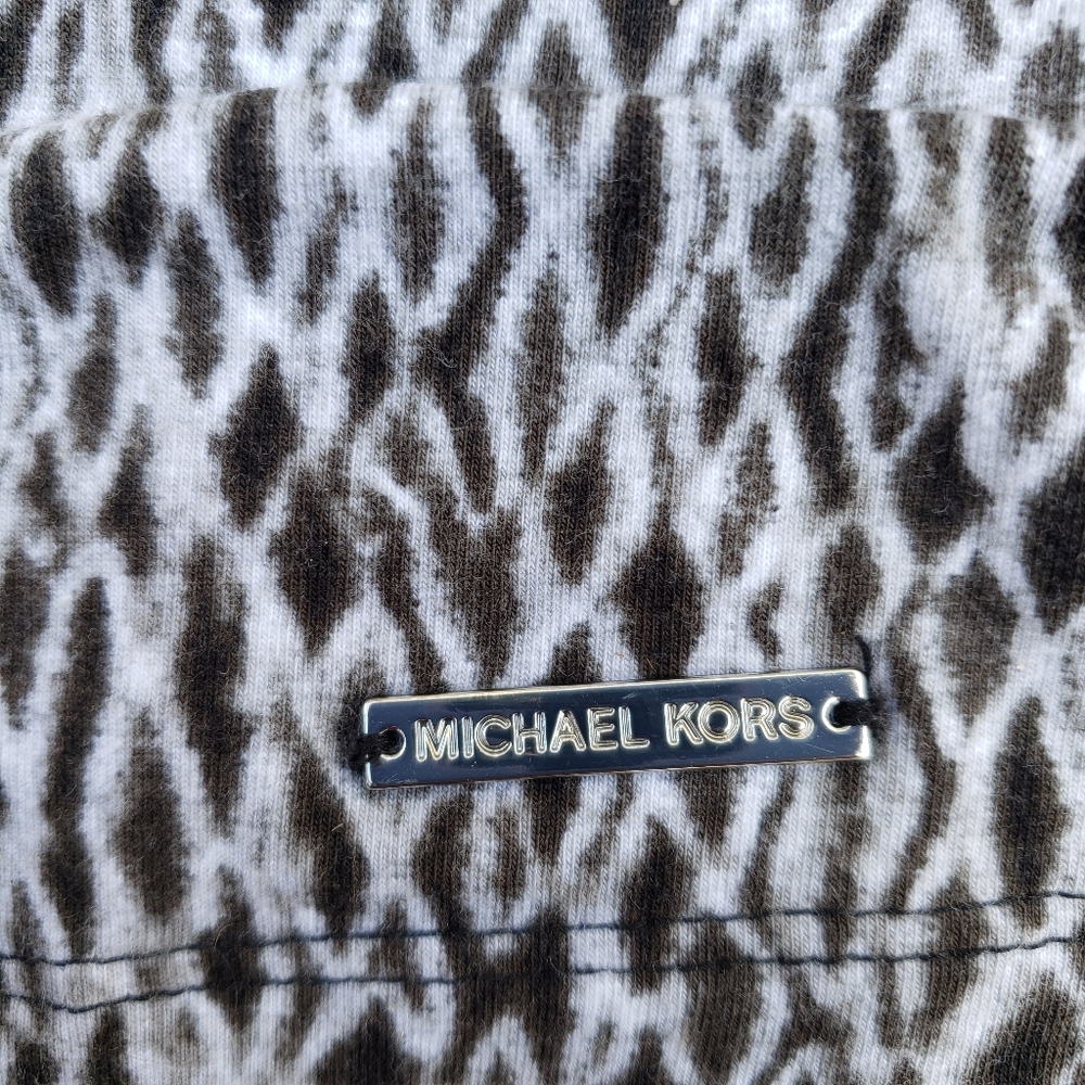 Michael Kors Shortsleeve T-Shirt - Picture 2 of 3